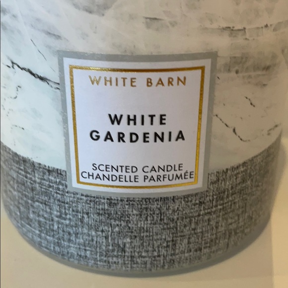 White Barn Accents New White Gardenia Scented Candle By White Barn